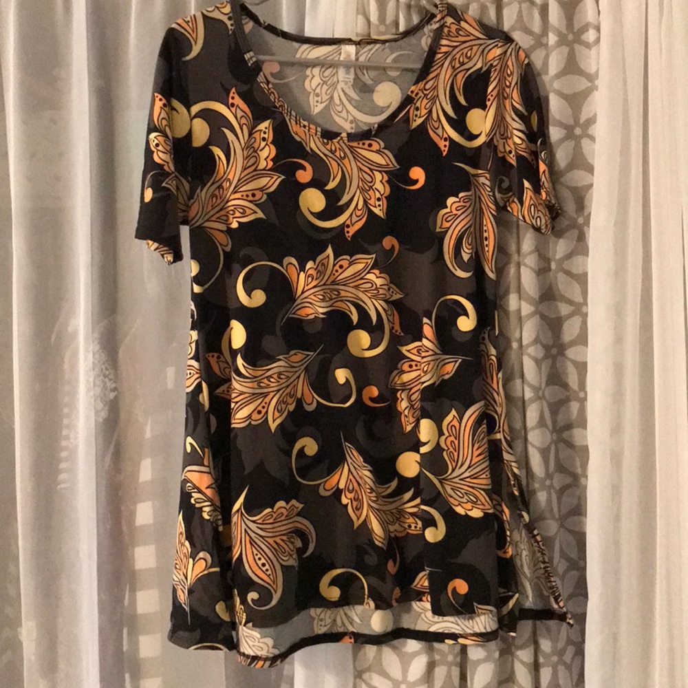 Lularoe perfect tee
